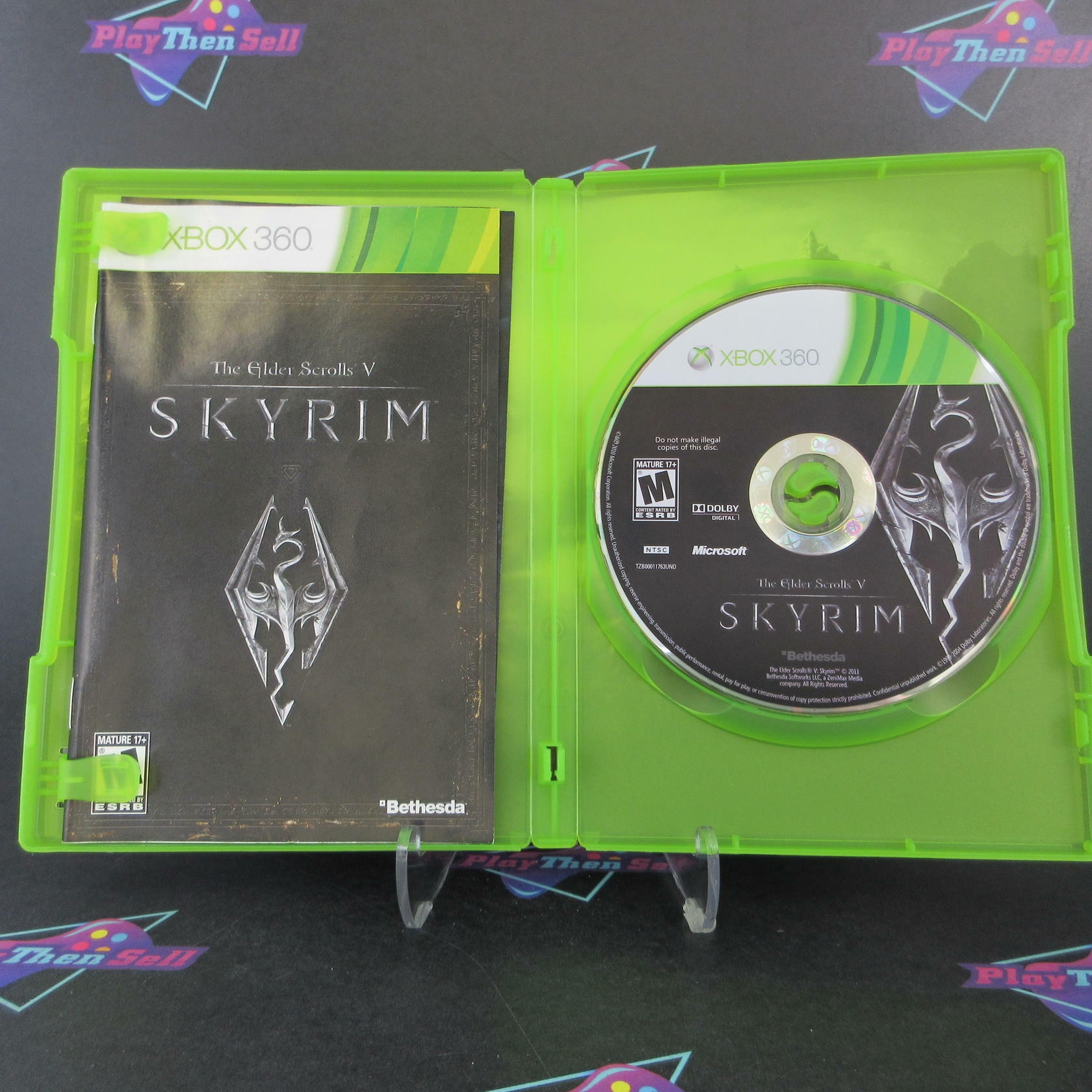The Elder Scrolls V Skyrim Xbox 360 + Map Complete - Excellent