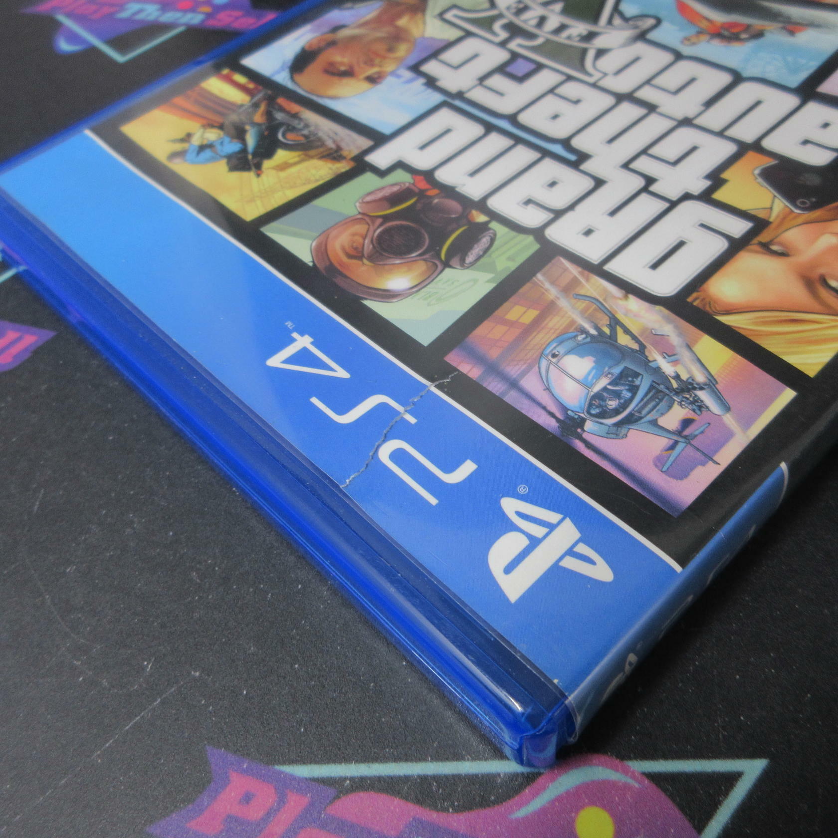 Grand Theft Auto V PlayStation 4 PS4 AD Complete CIB - Very Good