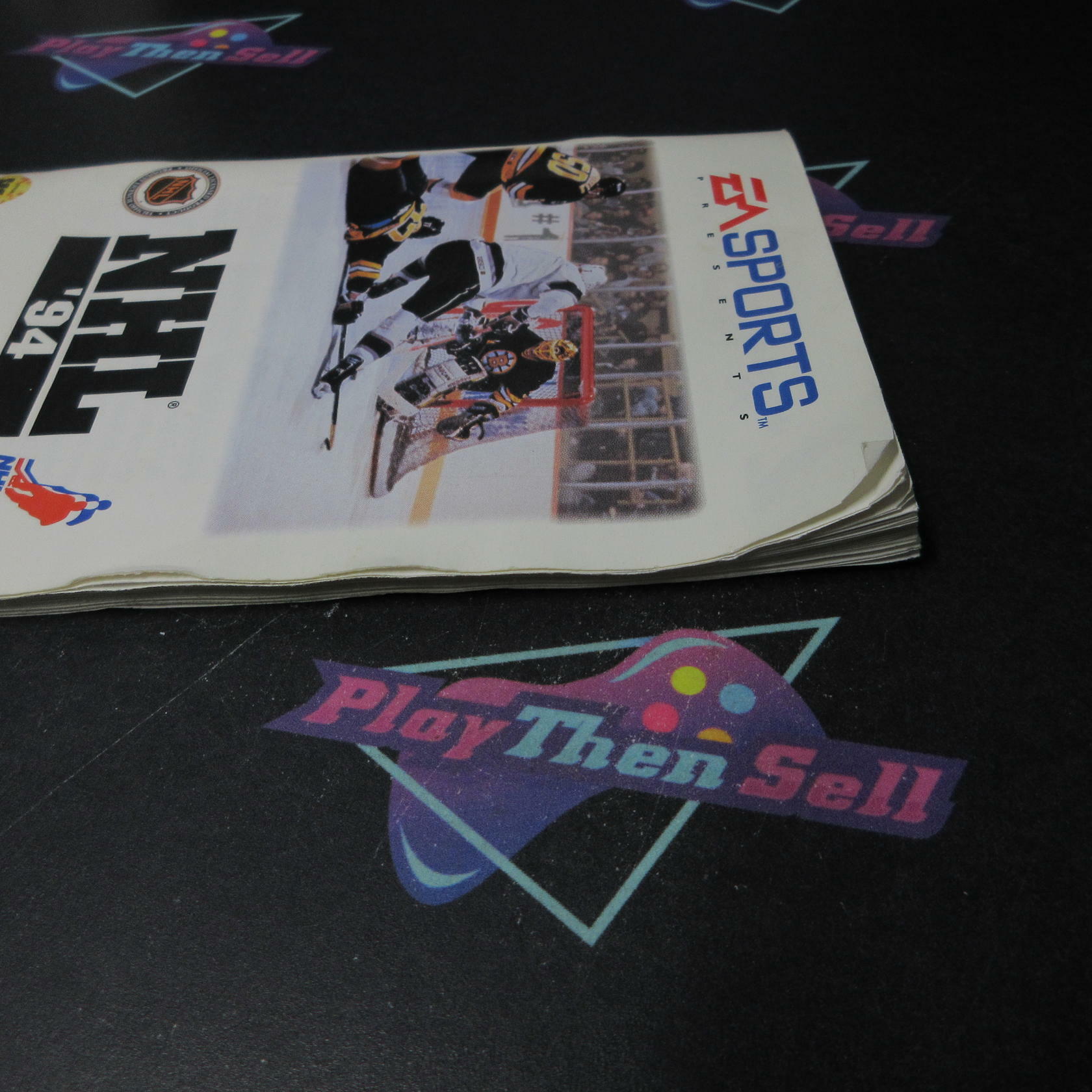 NHL Hockey '94 Sega Genesis Boxed AD/MD/CS Complete CIB Authentic / Tested - Very Good