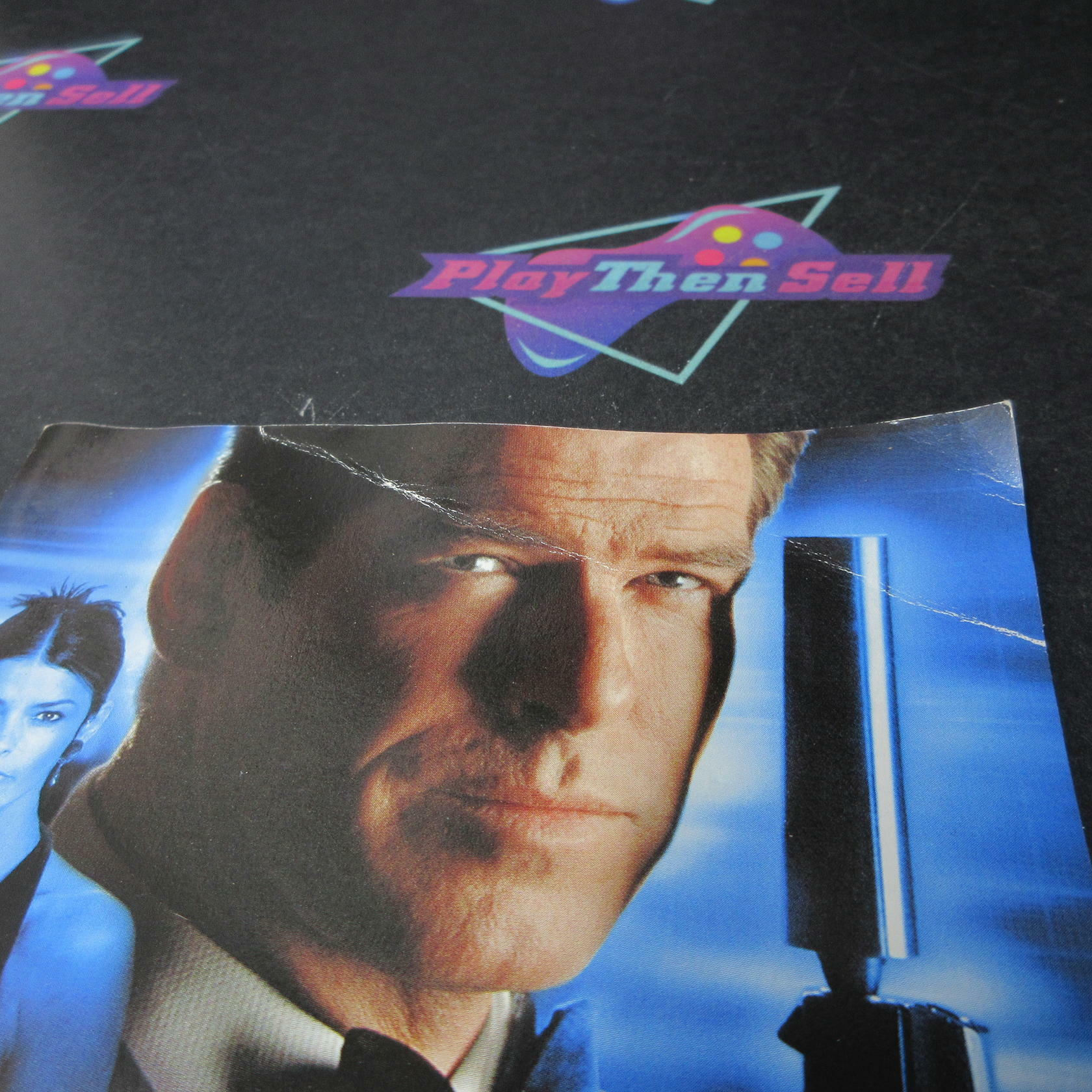 James Bond 007 Nightfire PS2 PlayStation 2 MD Complete CIB - Very Good
