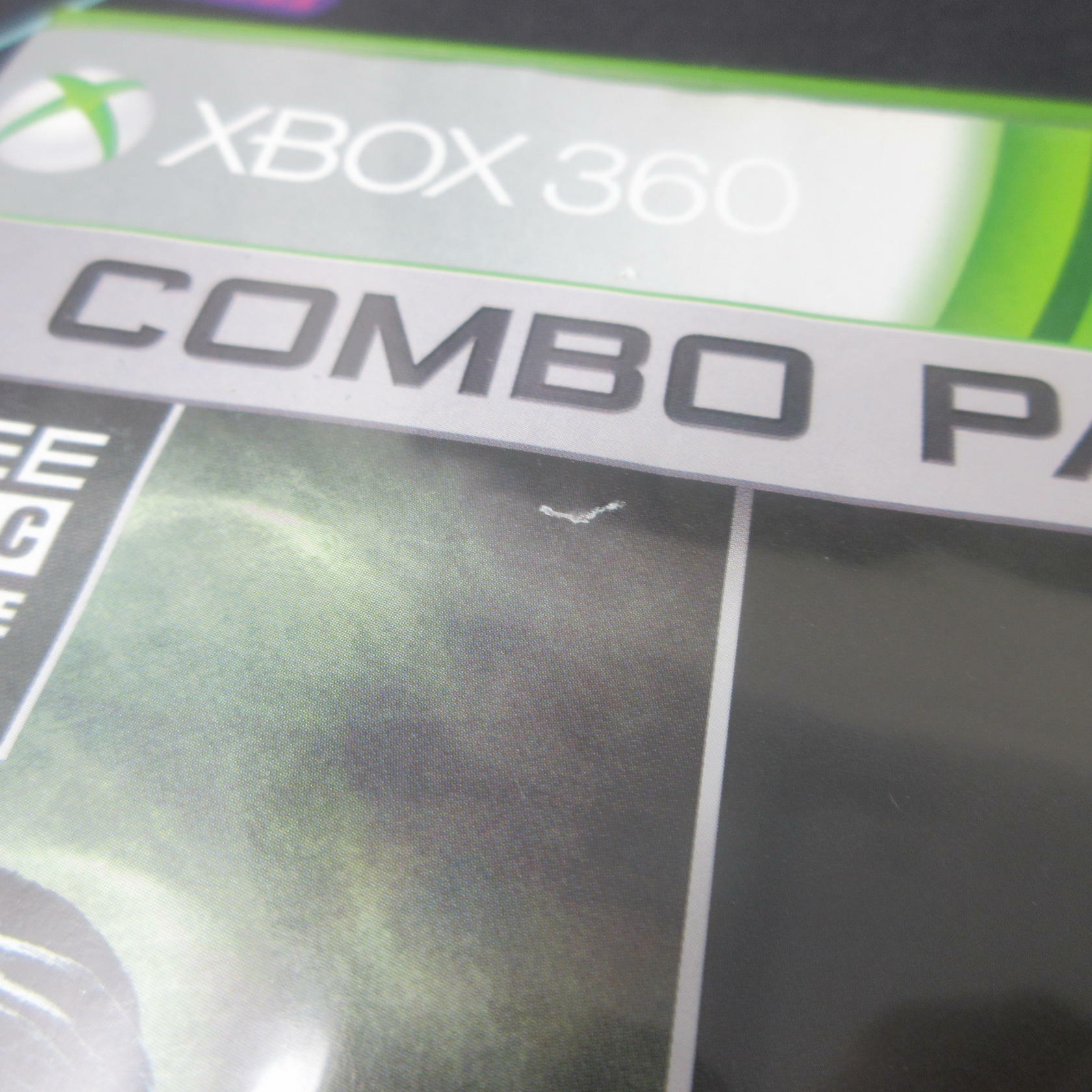 Call of Duty: Black Ops Combo Pack Xbox 360 AD Complete CIB - Very Good