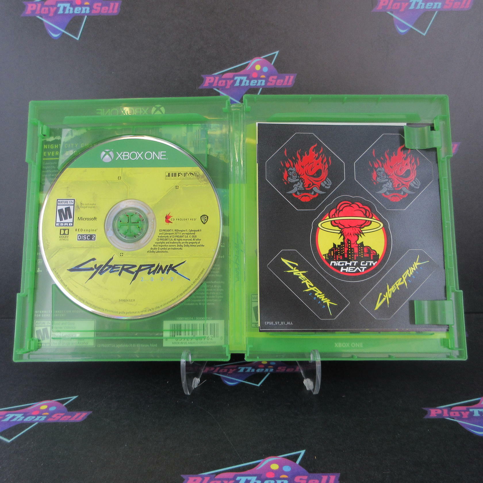 Cyberpunk 2077 Xbox One + Sleeve/Stickers/Map Complete - Excellent