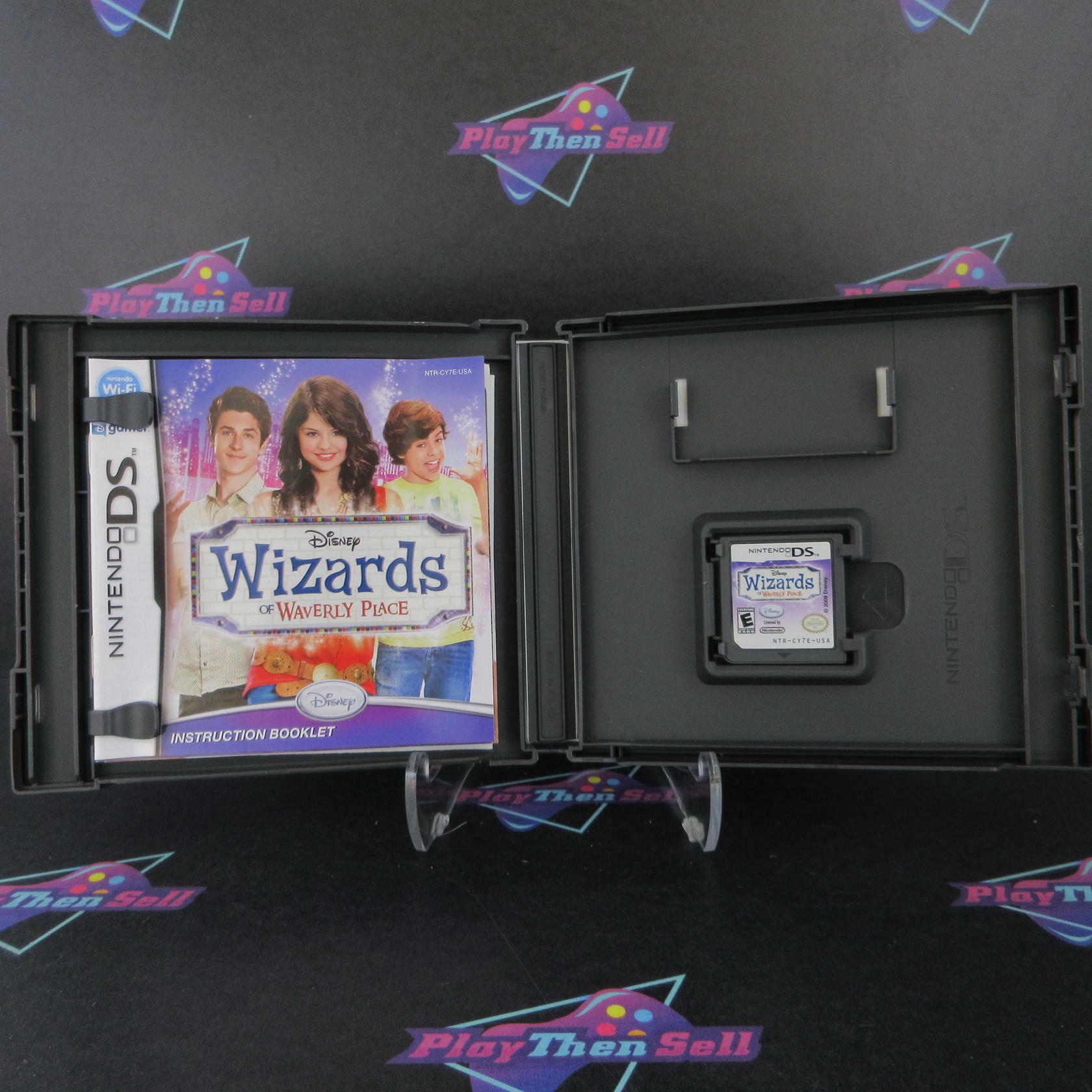 Wizards of Waverly Place Nintendo DS + Poster Complete - Refurbished