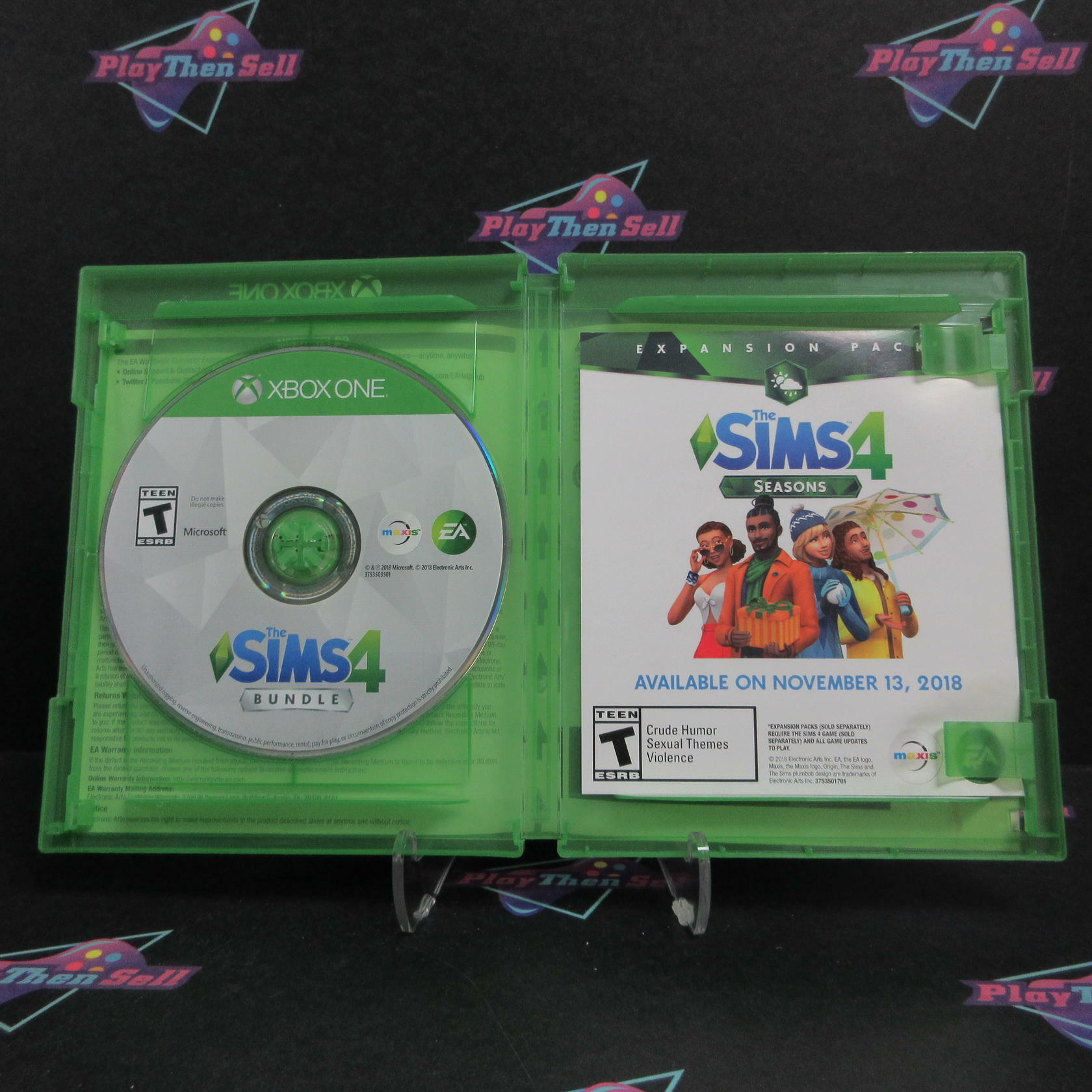 Sims 4 + Cats & Dogs Bundle Xbox One AD Complete CIB - Very Good
