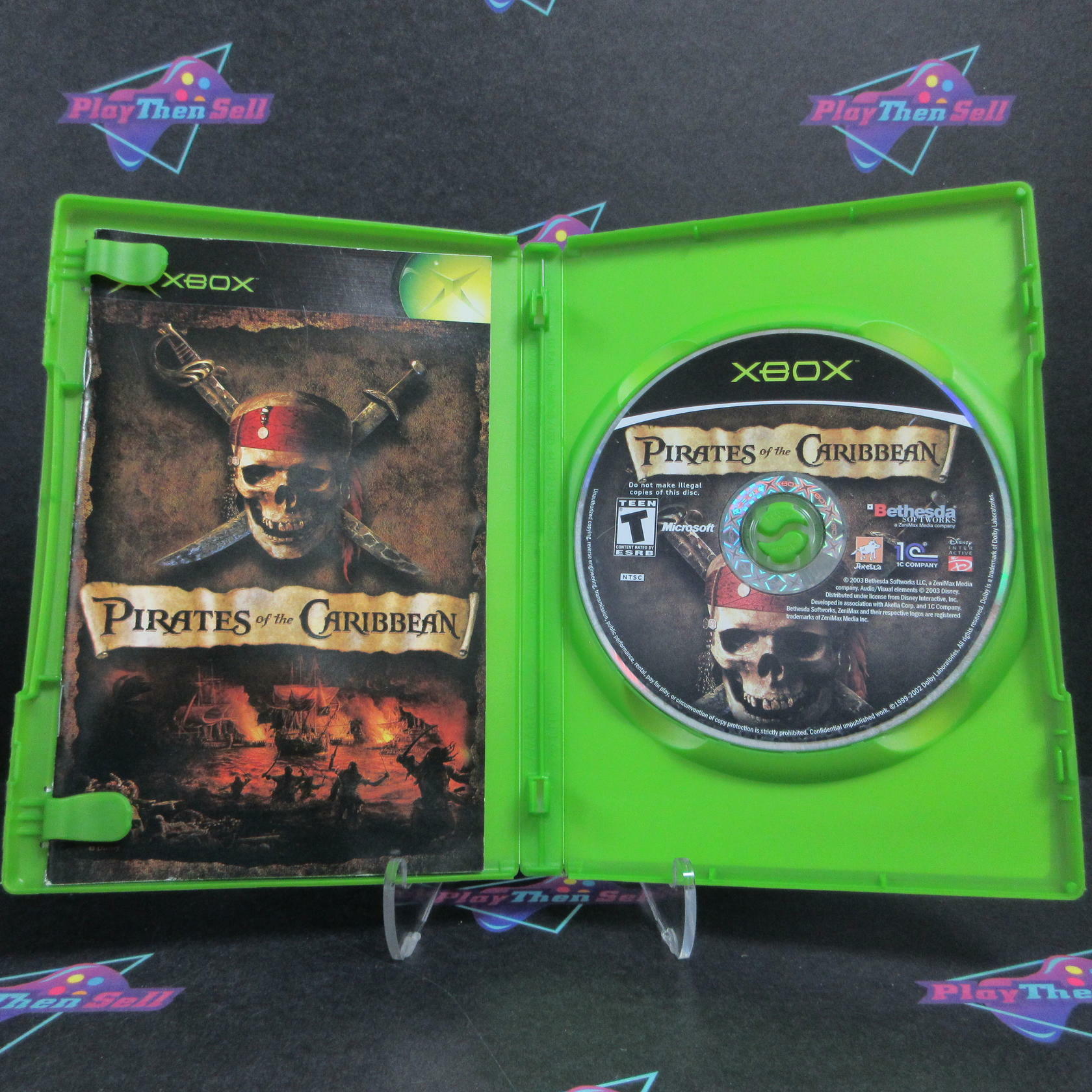Pirates of the Caribbean Xbox Complete - Refurbished