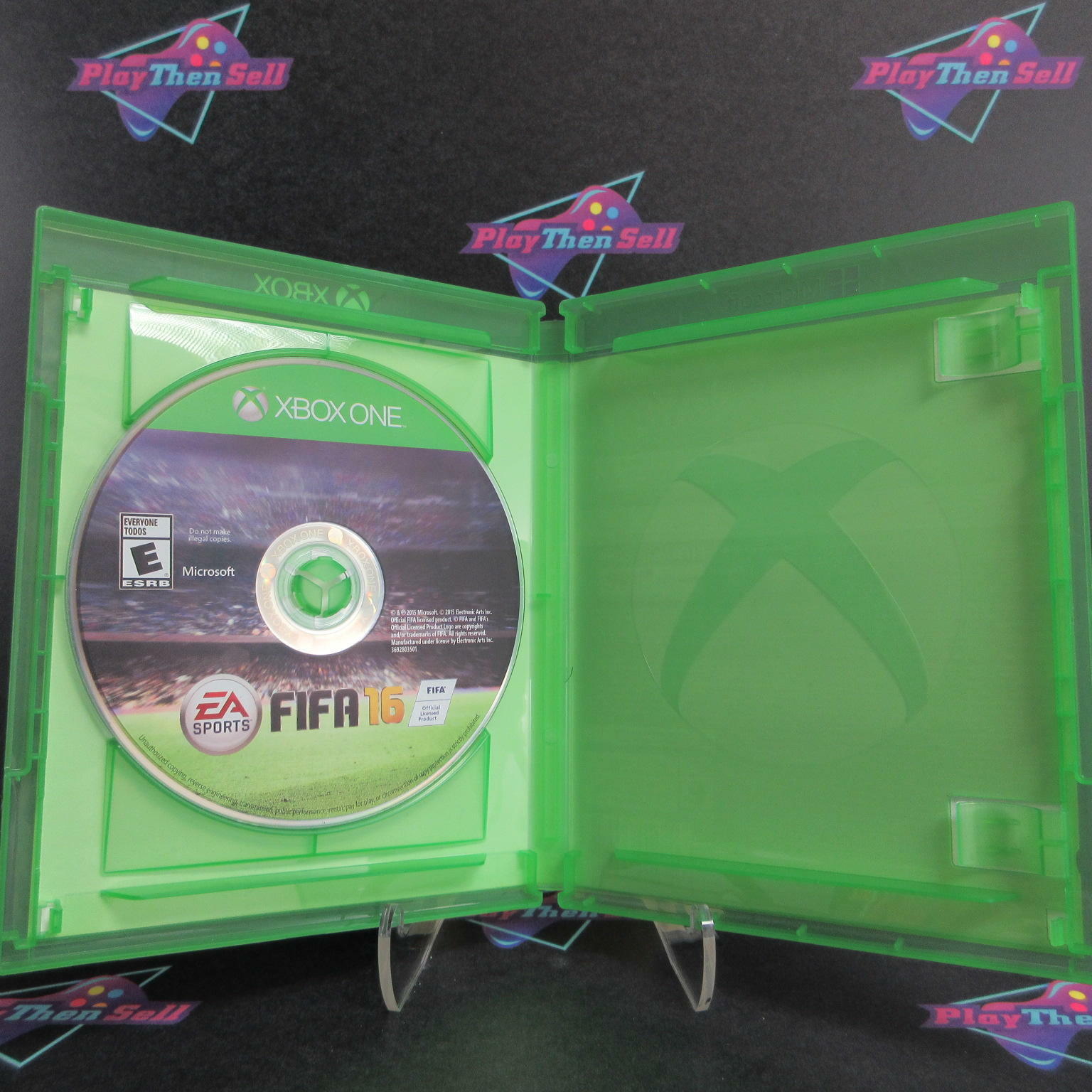 FIFA 16 Xbox One - Like New
