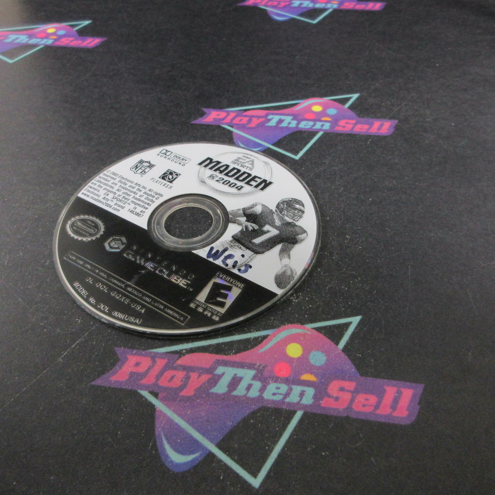 Madden NFL 2004 Nintendo GameCube Complete - Refurbished