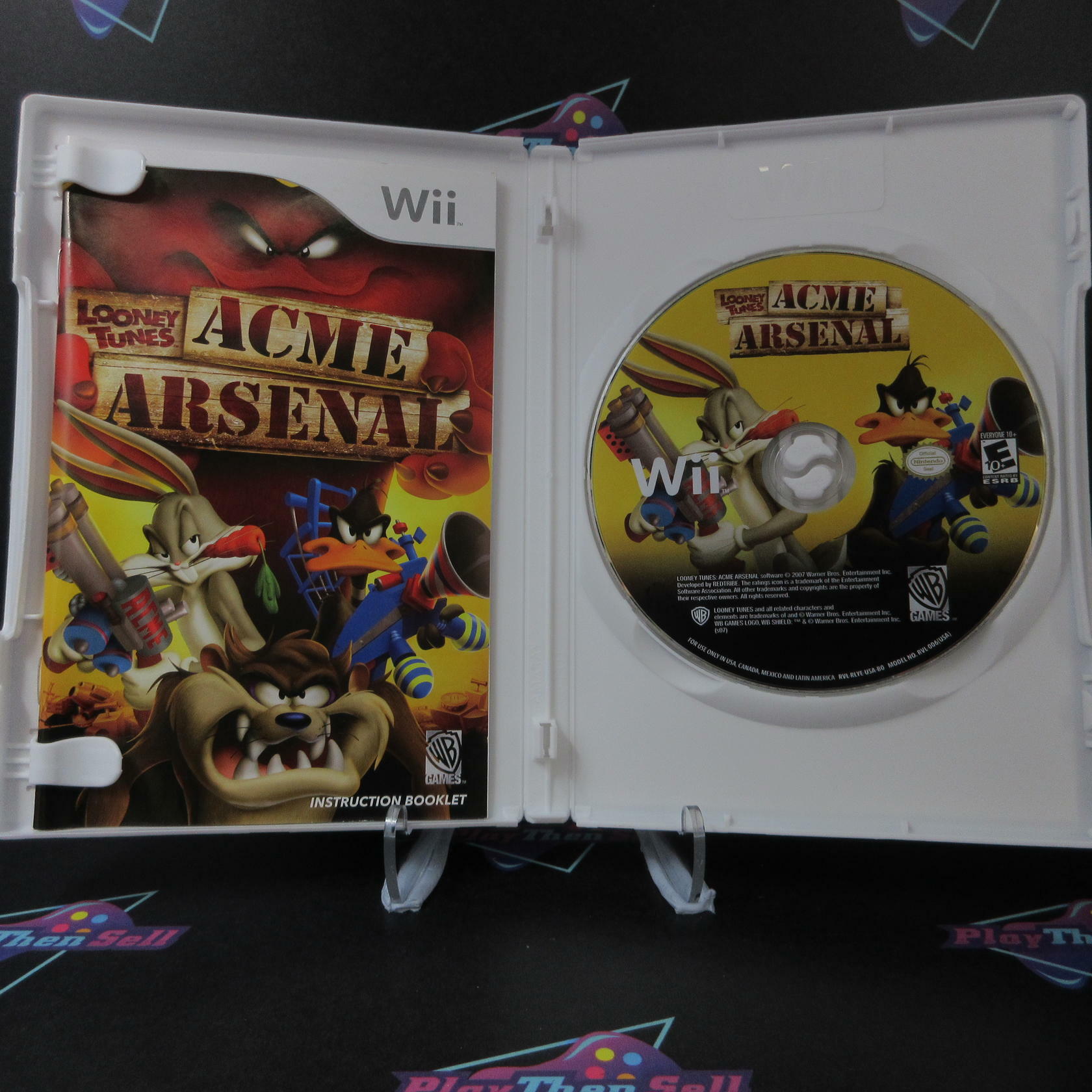Looney Toons Acme Arsenal Nintendo Wii - Like New