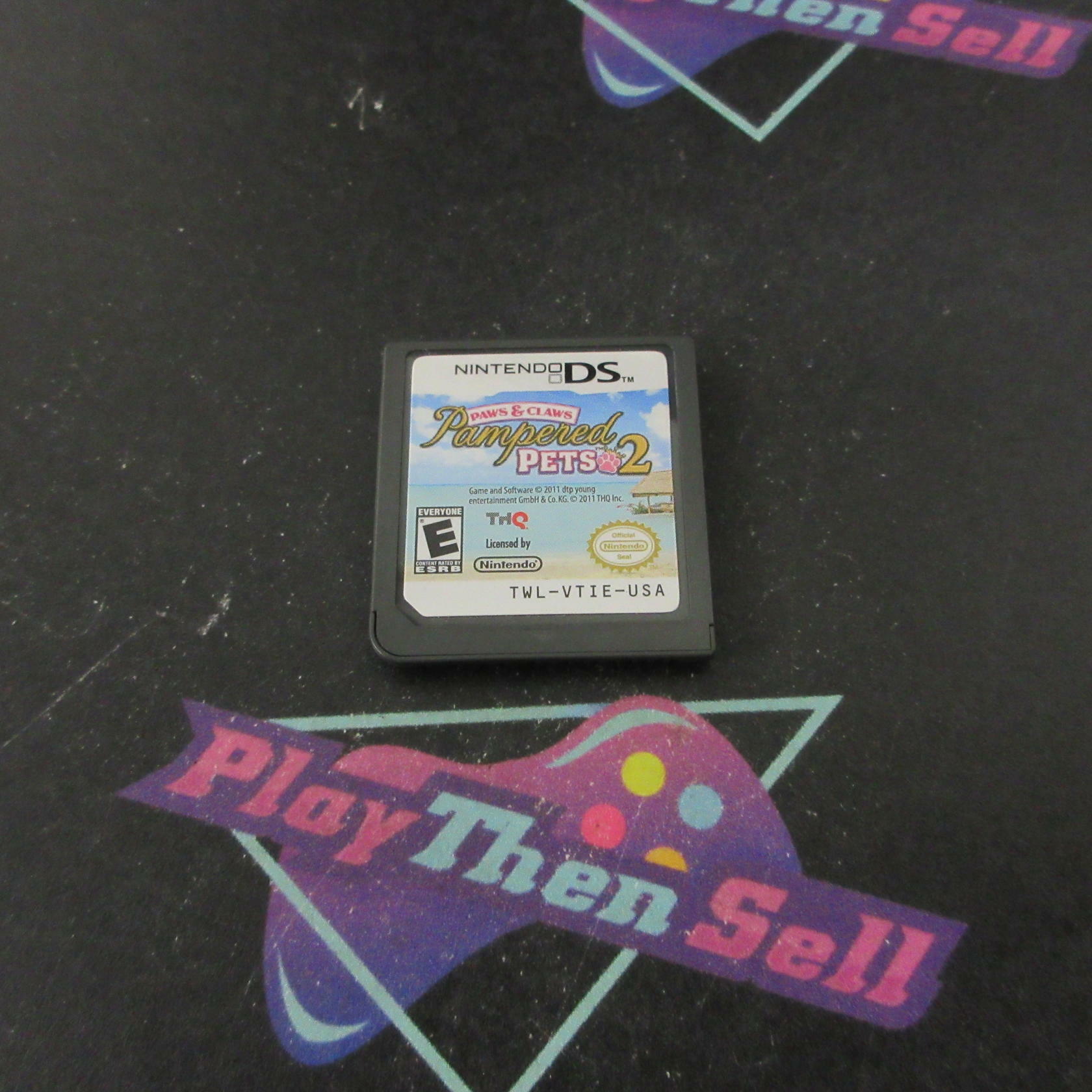 Paws and Claws Pampered Pets 2 Nintendo DS MD Complete CIB - Very Good