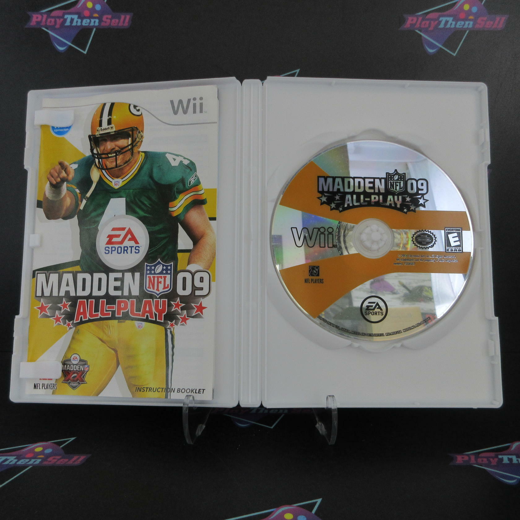 Madden NFL 09 All-Play Nintendo Wii Complete - Refurbished