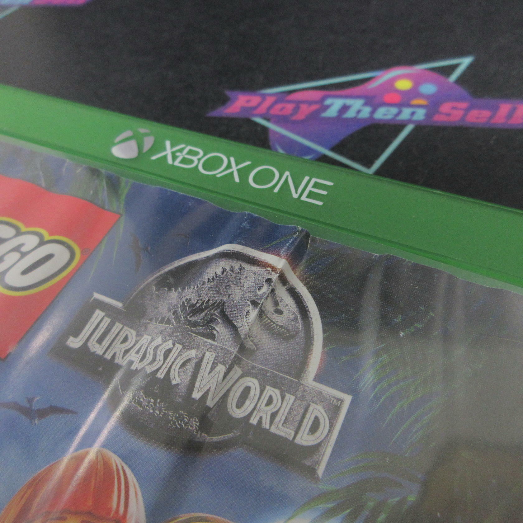 LEGO Jurassic World Xbox One AD Complete CIB - Very Good