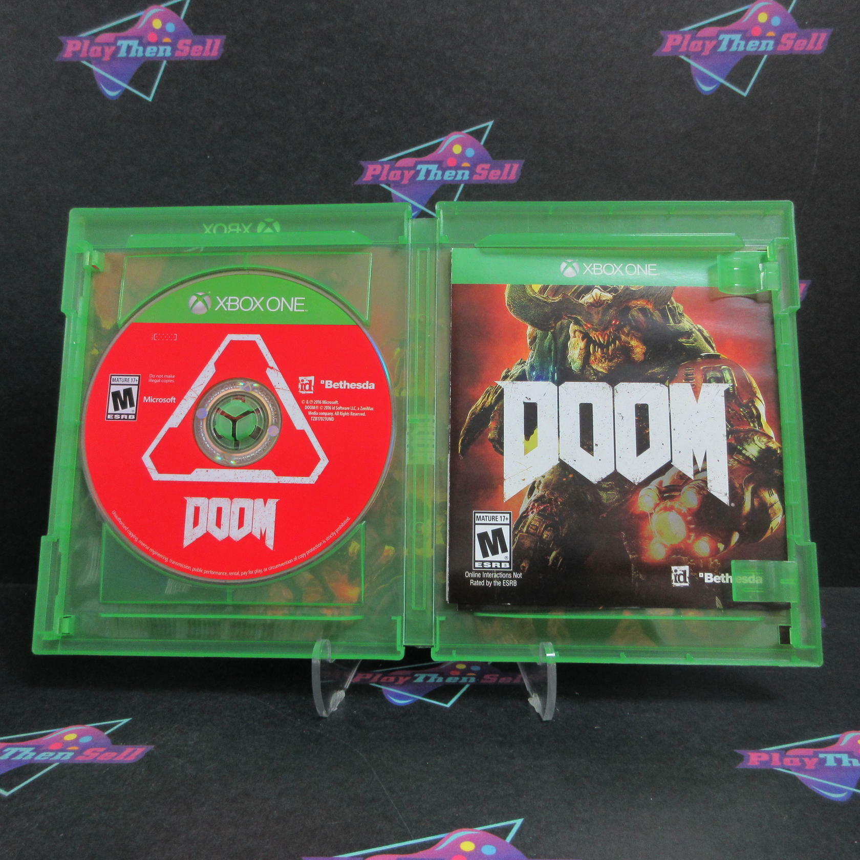 Doom Xbox One + Controller Skin Complete - Refurbished