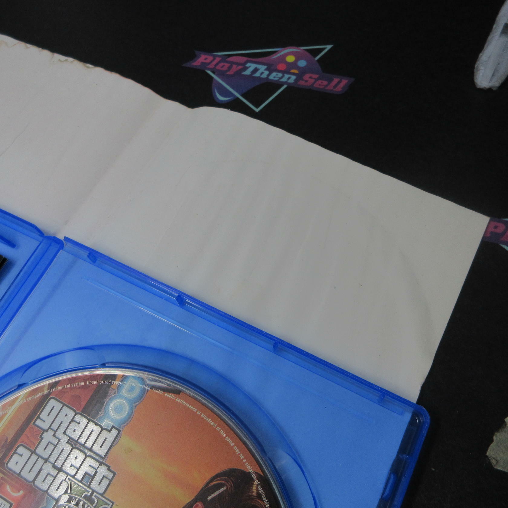 Grand Theft Auto V PlayStation 4 PS4 AD/MD Complete CIB - Very Good