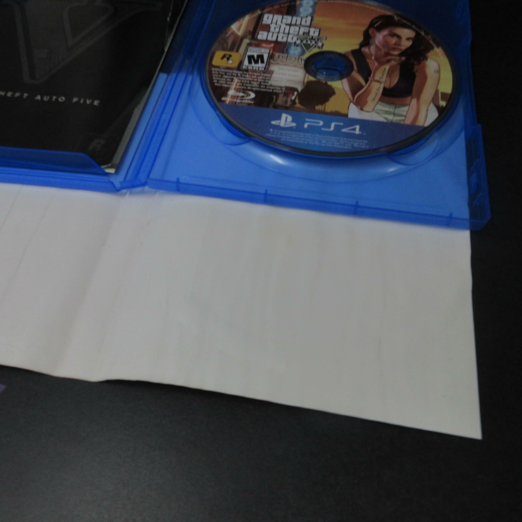 Grand Theft Auto V PlayStation 4 PS4 AD/MD Complete CIB - Very Good