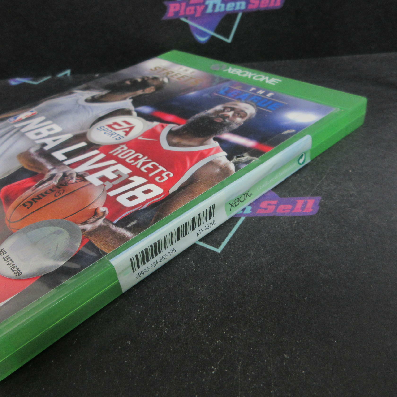 NBA LIVE 18 Xbox One - Side Seal - Like New