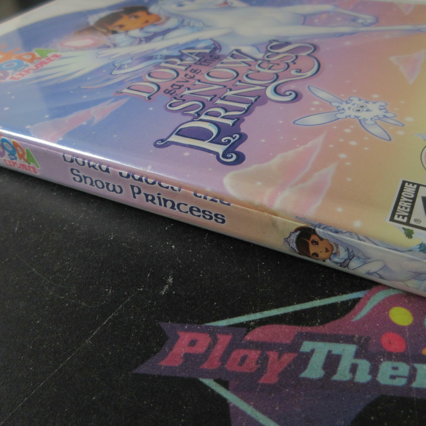 Dora the Explorer Dora Saves the Snow Princess Nintendo Wii Complete - Very Good