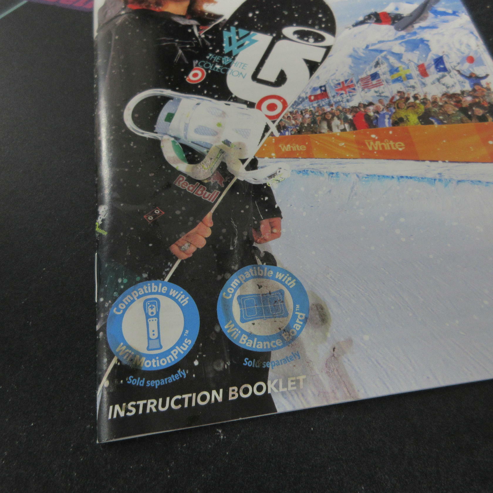 Shaun White Snowboarding World Stage Target Ed Nintendo Wii + DVD - Very Good