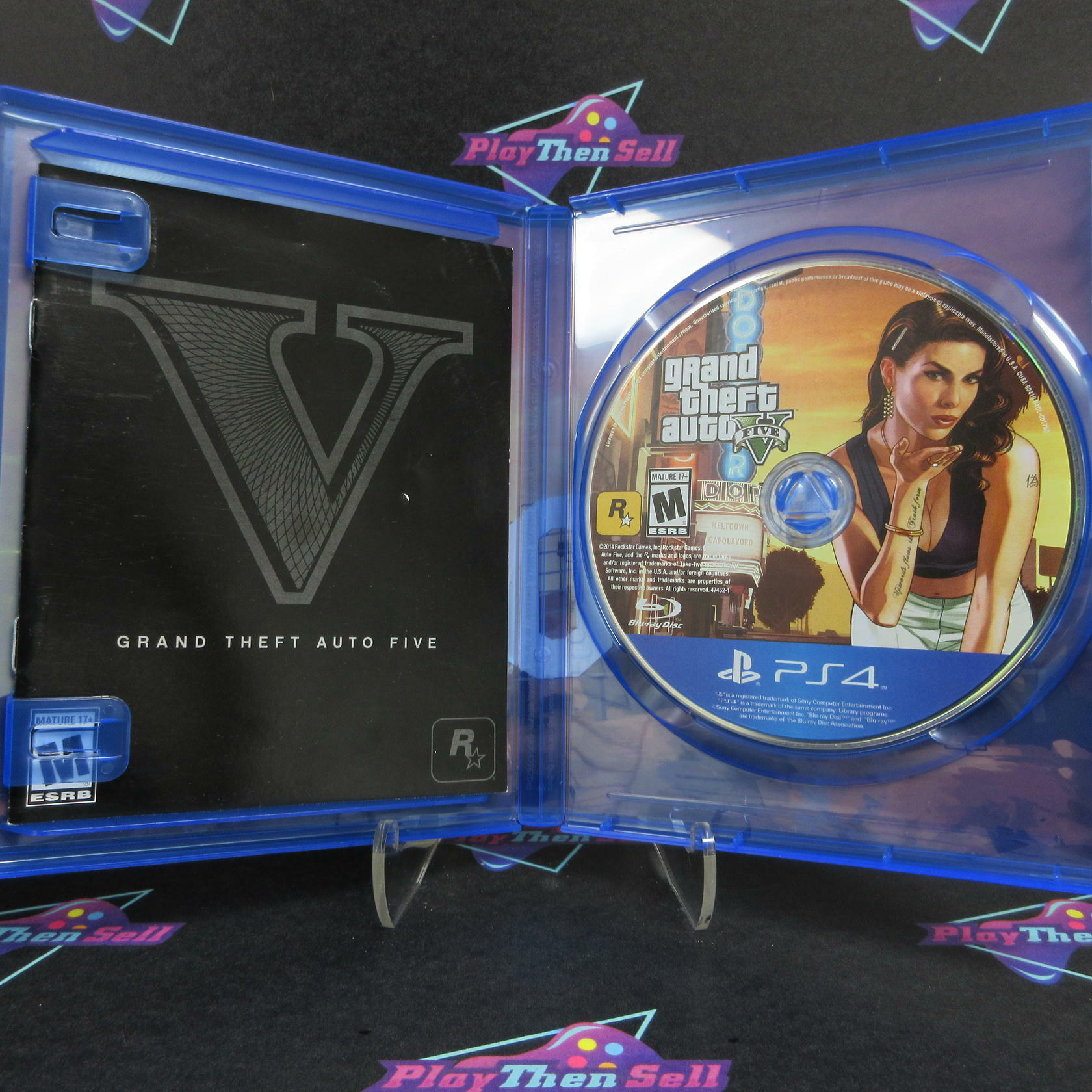 Grand Theft Auto V PS4 PlayStation 4 + Map Complete - Very Good