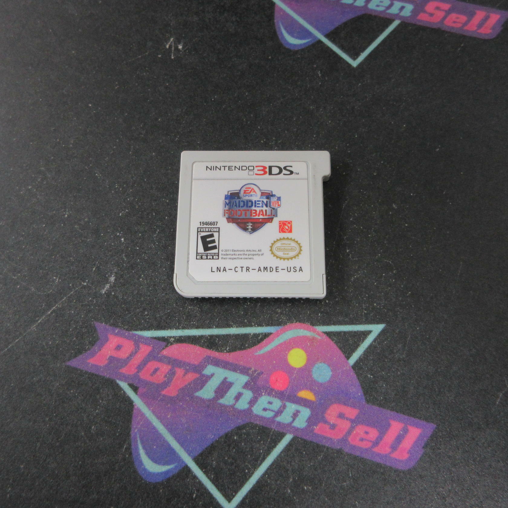 Madden NFL Football Nintendo 3DS Complete - Refurbished