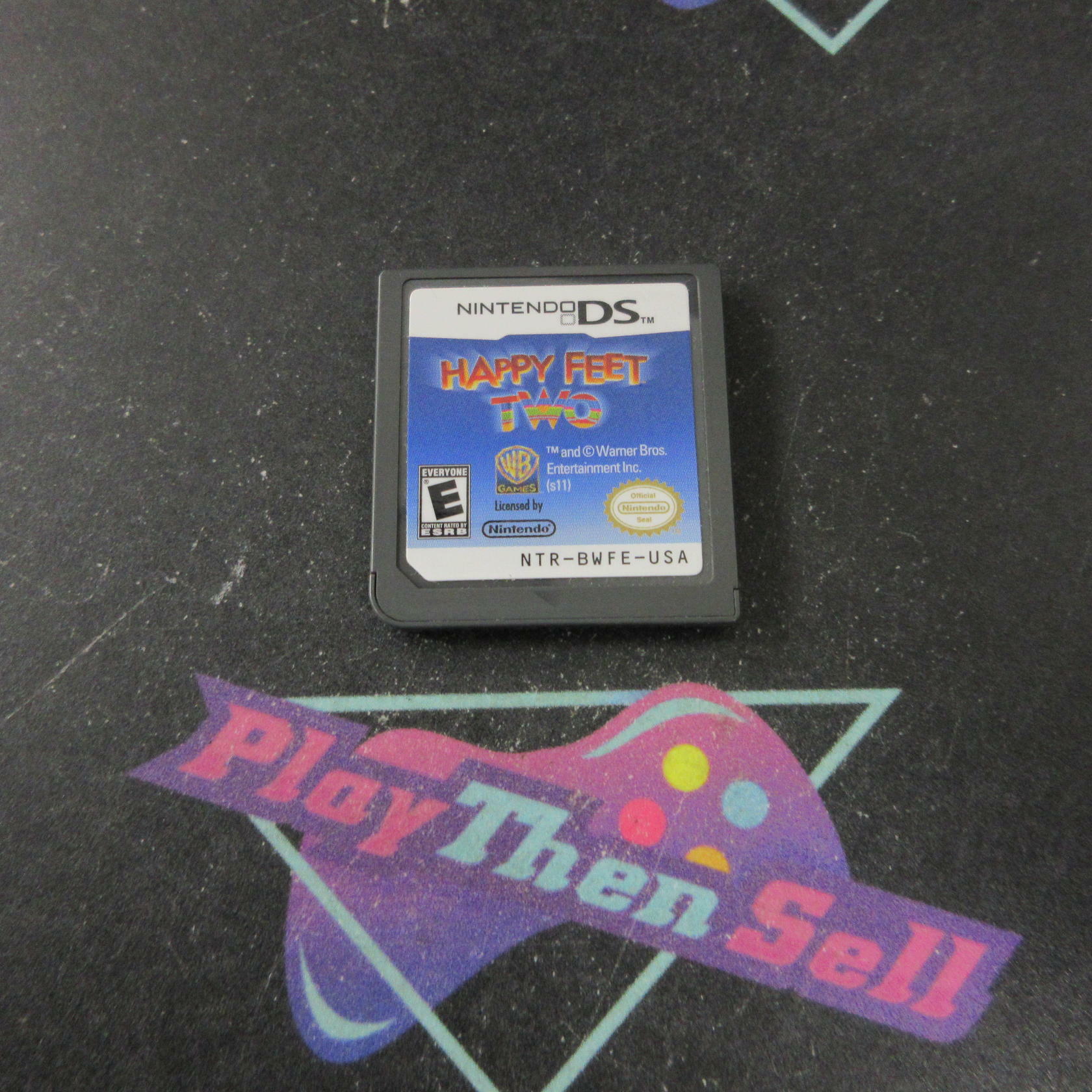 Happy Feet Two Nintendo DS Complete - Refurbished